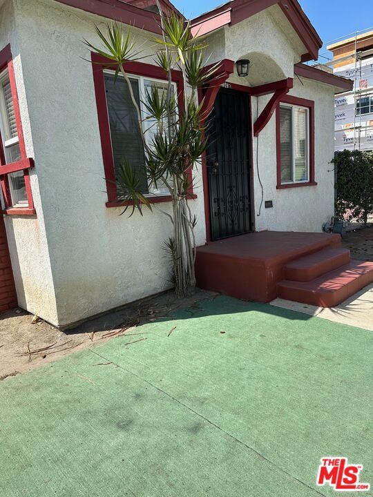 Primary Photo - 1141 1/2 Exposition Blvd-1141