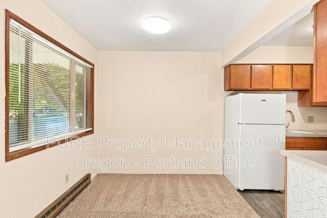 Building Photo - 1113 SE 27th Ave