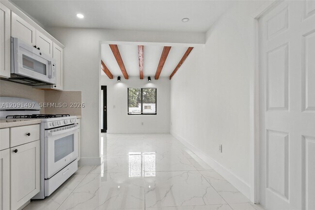 Building Photo - 431 E 62nd St