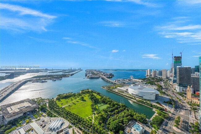 Building Photo - 1100 Biscayne Blvd