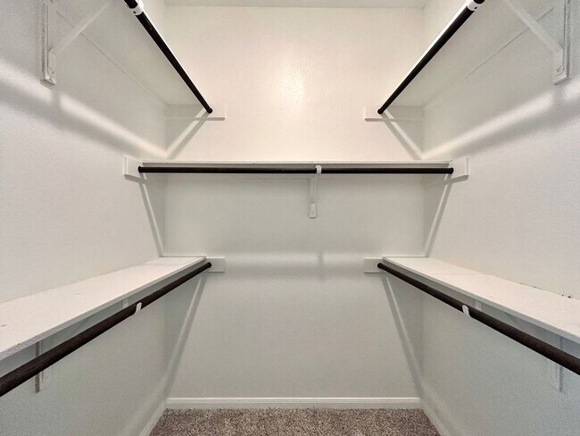 Building Photo - 208 Azalea Spgs Rd