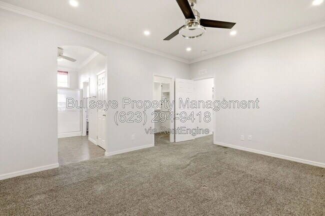 Building Photo - 313-East 1/2 E 1/2 St N