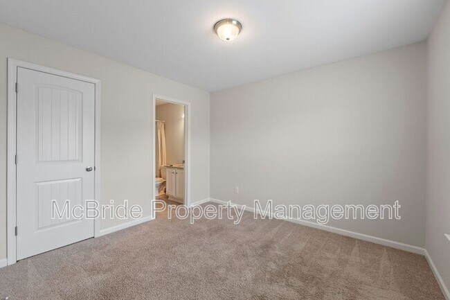 Building Photo - 959 Madrid Ct