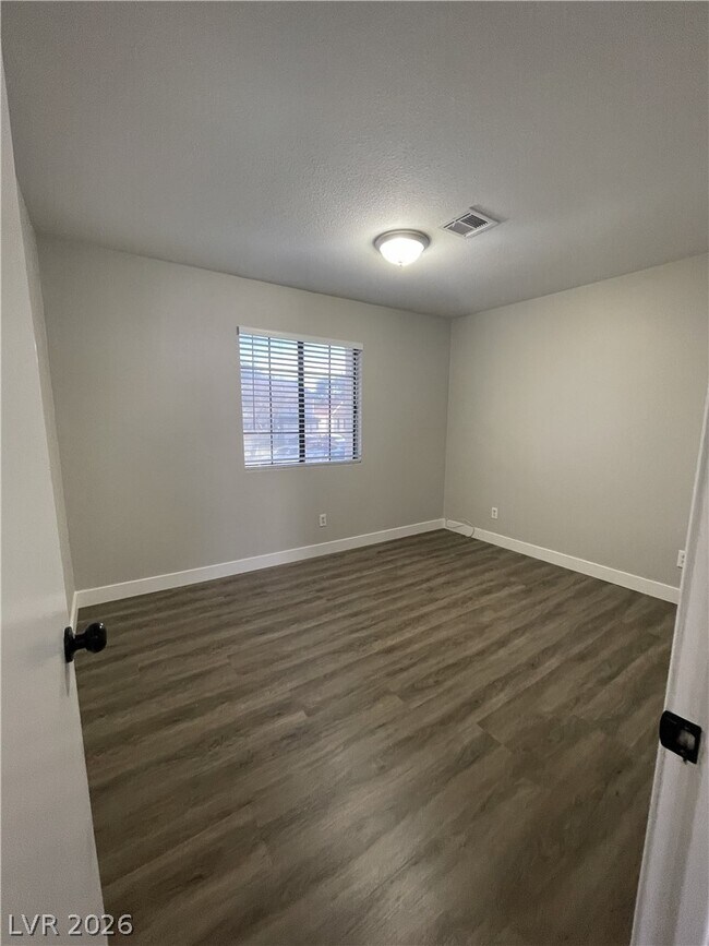 Building Photo - 2840 Belleza Ln