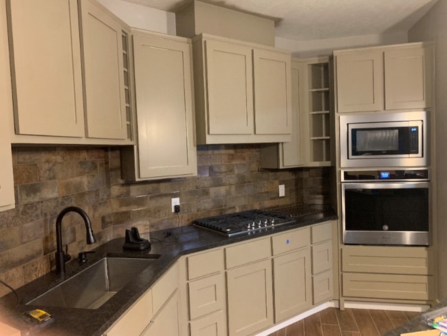 Building Photo - 3106 Manorwood Dr