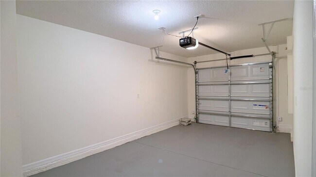 Building Photo - 6579 SW 81st Lp