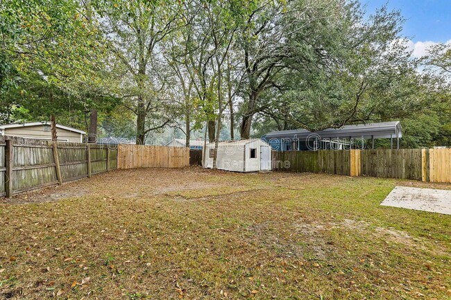 Building Photo - 5732 Allison Ave