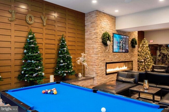 Building Photo - 1900 Arch St