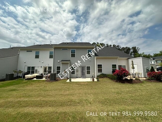 Building Photo - 680 Barneswyck Dr