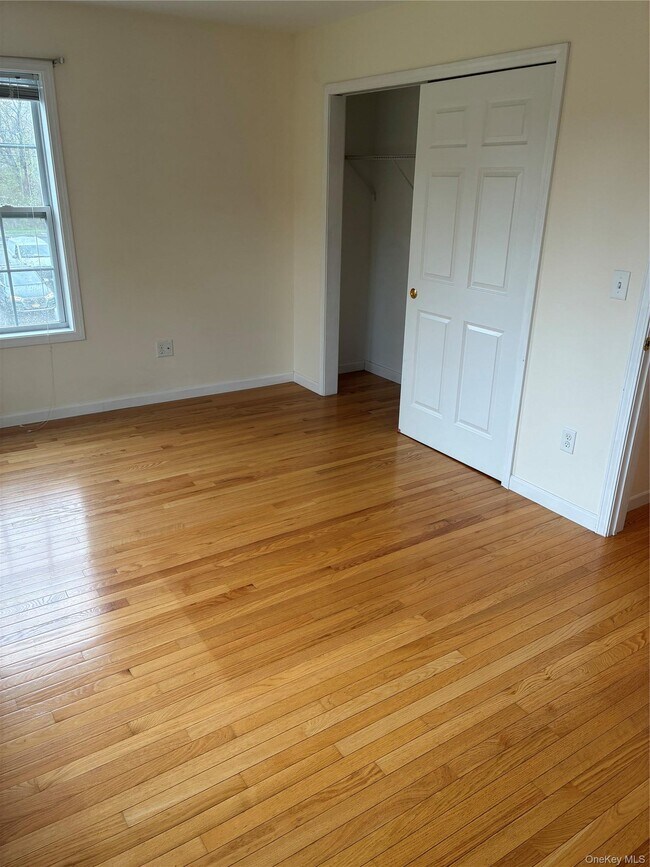 Building Photo - 2410 NY-82