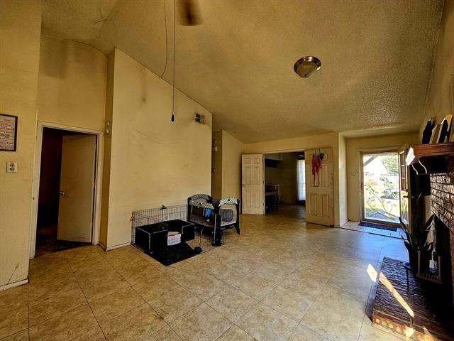 Building Photo - 817 Colchester Dr