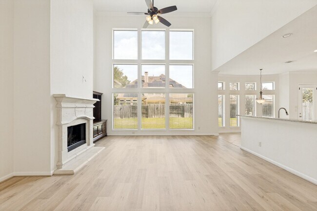 Building Photo - 9318 Rainbluff Ln