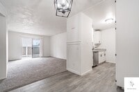 Building Photo - Modern and Cozy Rancho Cucamonga Townhouse with Hardwood Floors!