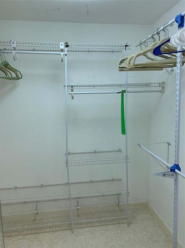 Building Photo - 1541 S Ocean Blvd