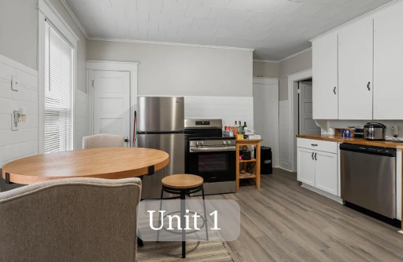 Building Photo - 41 Burbank St