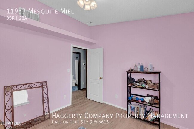 Building Photo - 11953 Mesquite Miel Dr
