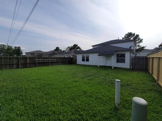 Building Photo - 7818 Black Gap Dr