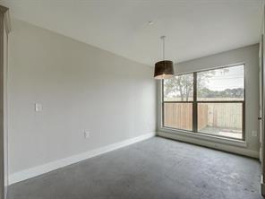 Building Photo - 11805 Alpheus Ave
