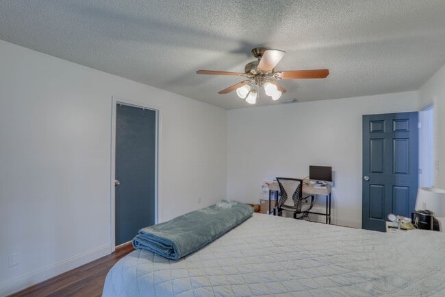 Building Photo - 4702 S St Brides Cir