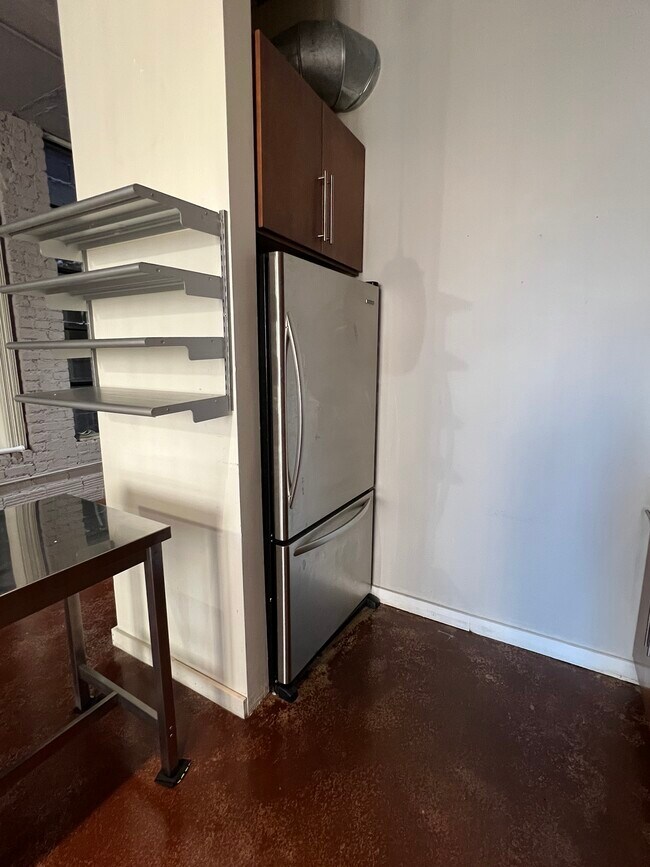 Building Photo - 1122 Jackson St