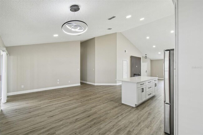 Building Photo - 1317 Ravida Woods Dr