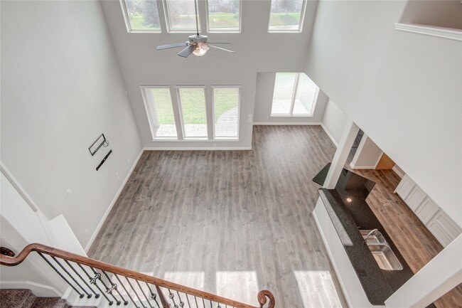 Building Photo - 12816 Oak Fls Dr