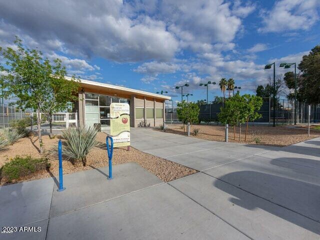 Building Photo - 6216 N 21st Dr