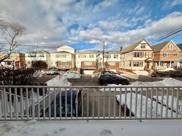 Building Photo - 182 W 32nd St