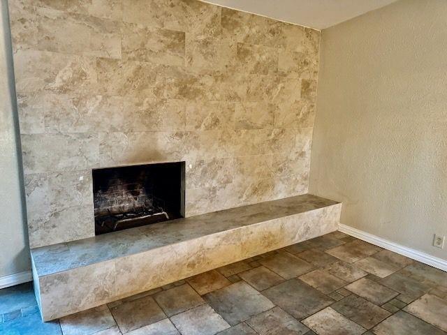 Building Photo - 1638 Juniper Ln