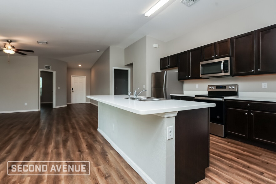 Building Photo - 3908 23rd St SW