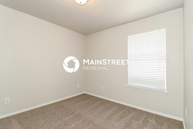 Building Photo - 3 Bedroom Pet-Friendly Home in Cedar Hill, TX with Main Street Renewal