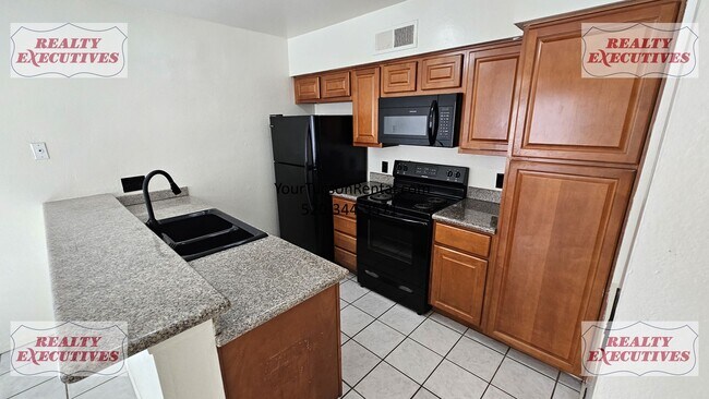 Building Photo - The Village in Midvale Park - Downstairs 1 bedroom - upgraded