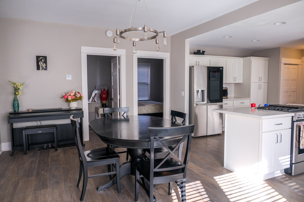 Building Photo - 5530 N Haight Ave