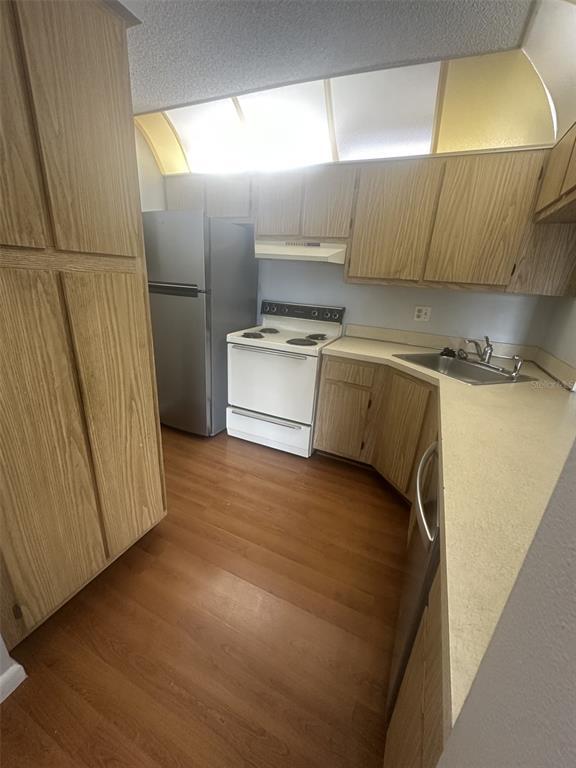 Building Photo - 8215 Sun Spring Cir