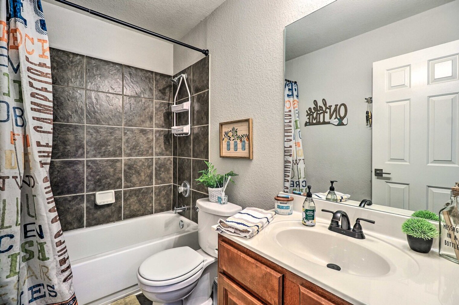 Building Photo - 21100 Santa Ana Cove