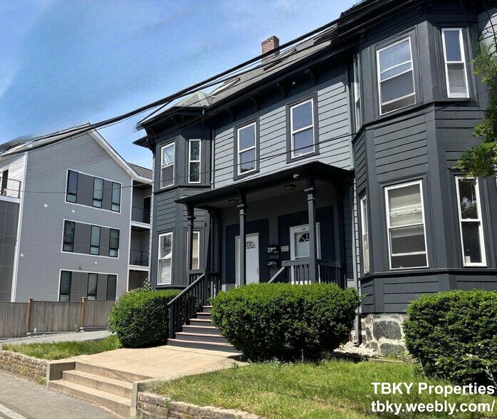 Building Photo - 22 Highgate St