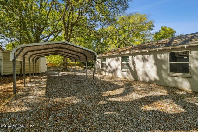 Building Photo - 3Bd Rental Available, Minutes from San Marco!