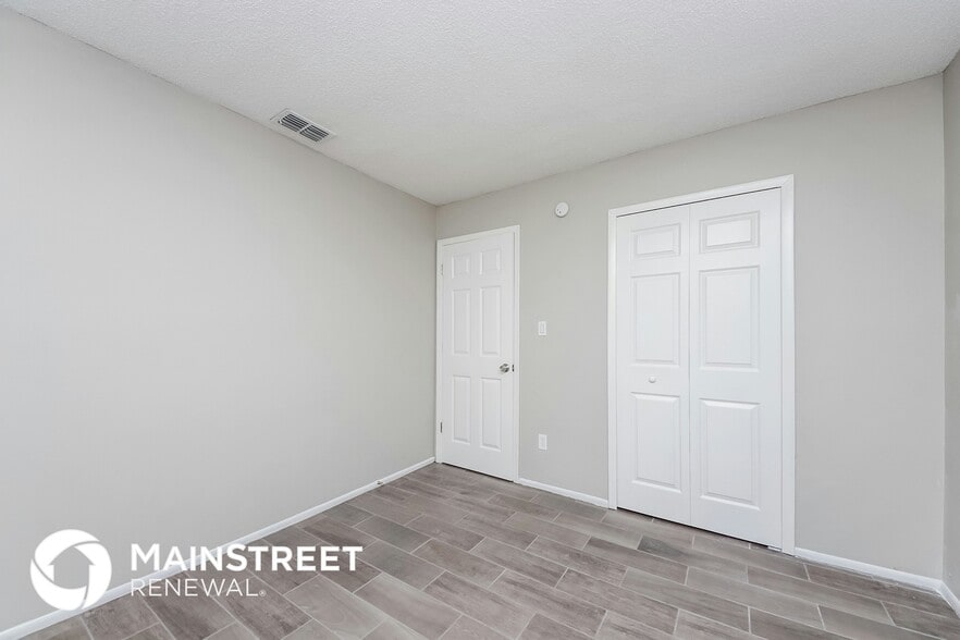 Building Photo - 1008 Armada Ct