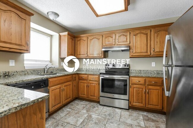 Building Photo - 3 Bedroom Pet-Friendly Home in Belton, MO ...