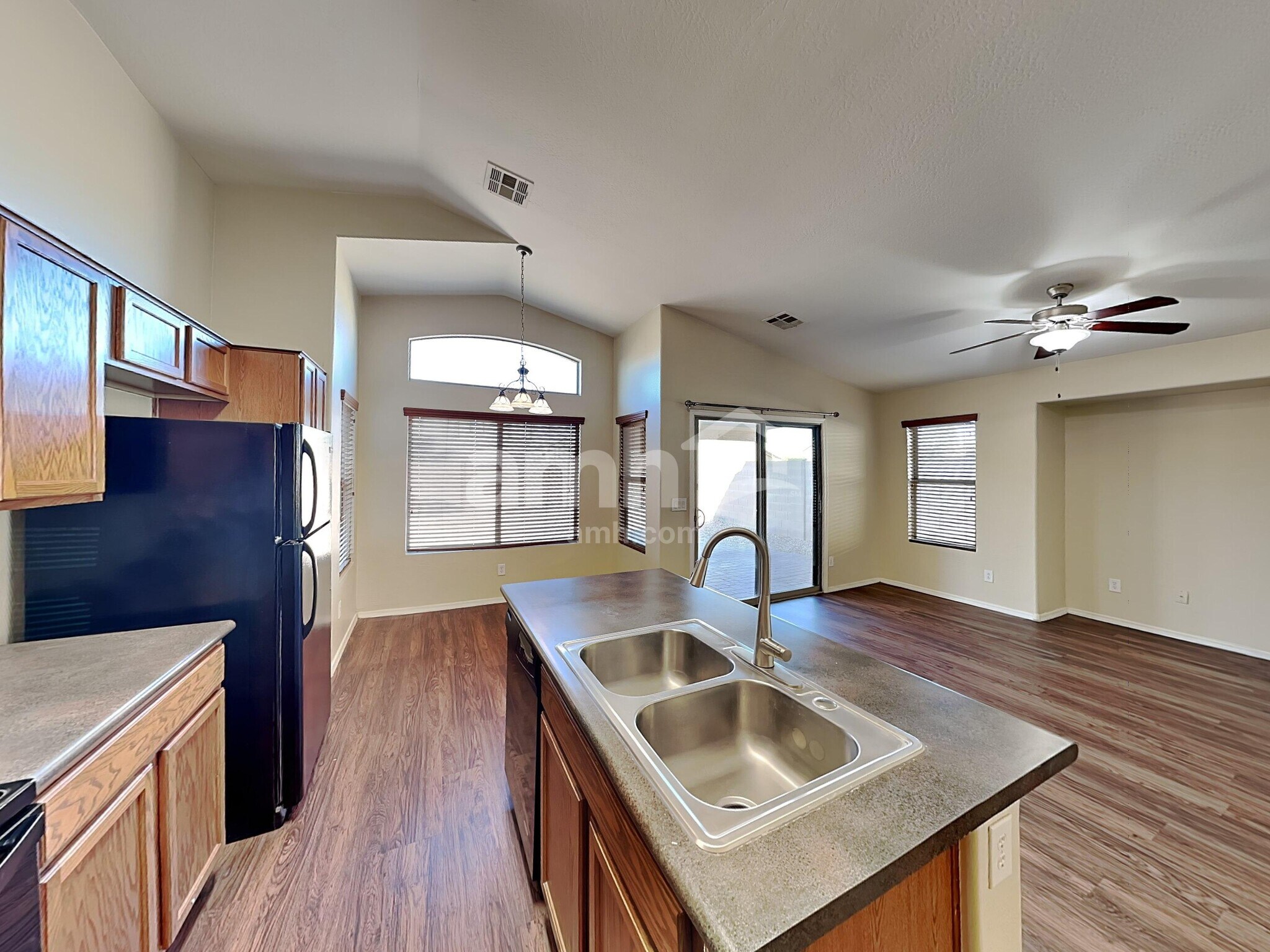 Building Photo - 2472 W Cool Water Way