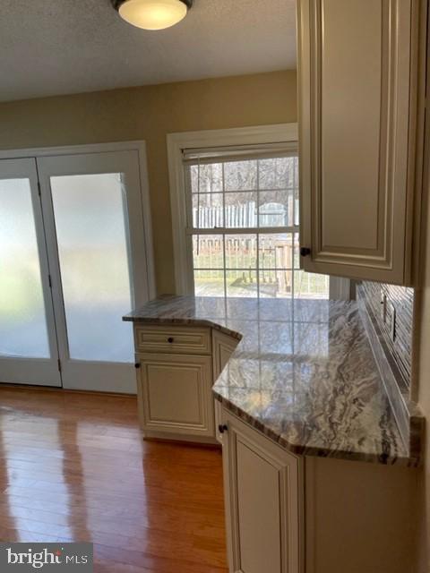 Building Photo - 234 E Juniper Ave