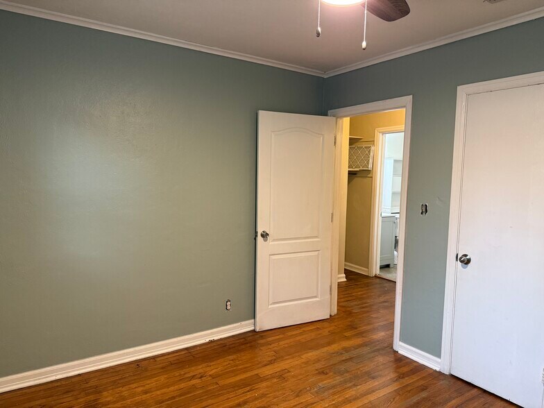 Building Photo - 314 S K St