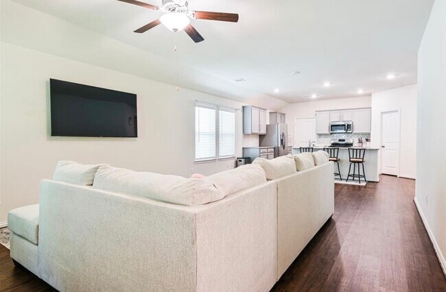 Building Photo - 4639 Sequoia Echo Dr