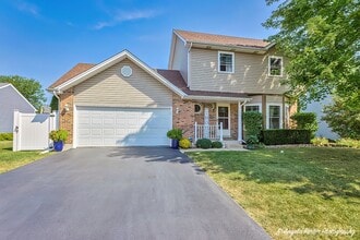 Building Photo - 2155 N Millstone Dr