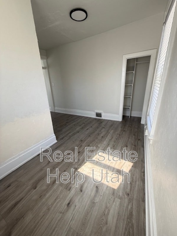 Building Photo - 365 S Elizabeth St