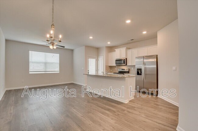 Building Photo - 4315 Newland St