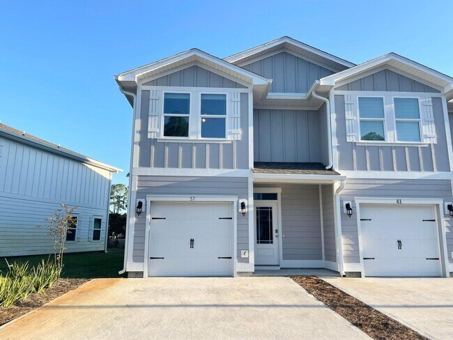 Building Photo - 37 Sandhill Pines Dr