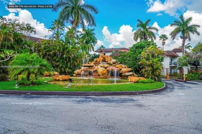Building Photo - 9392 SW 77th Ave