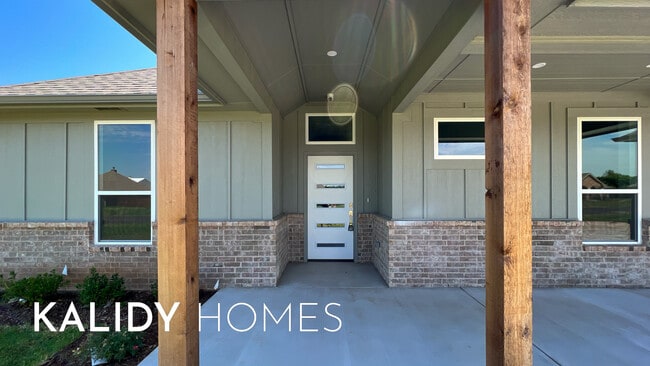 Building Photo - 20456 Antler Farms Dr