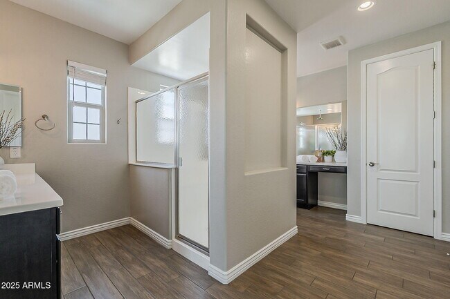 Building Photo - 3310 E Los Gatos Dr